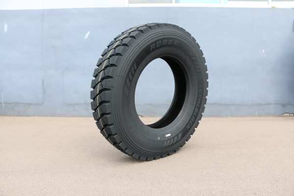 RD860 11R22.5 Royal Black - Image 2