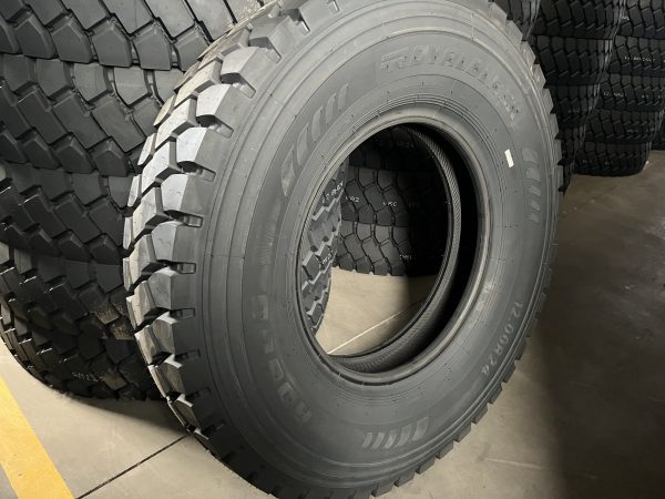RD860 12.00R24 Royal Black - Image 3