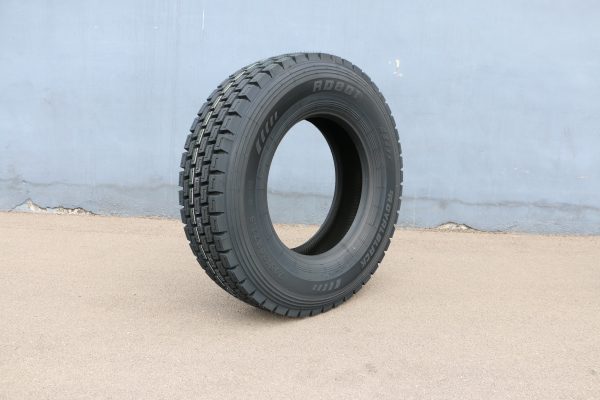 RD801 295/80R22.5 Royal Black - Image 2