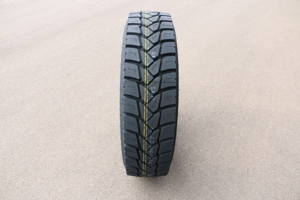 RD802 315/80R22.5 Royal Black - Image 4
