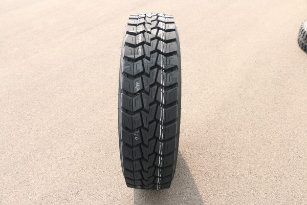 RD805 315/80R22.5 Royal Black - Image 4