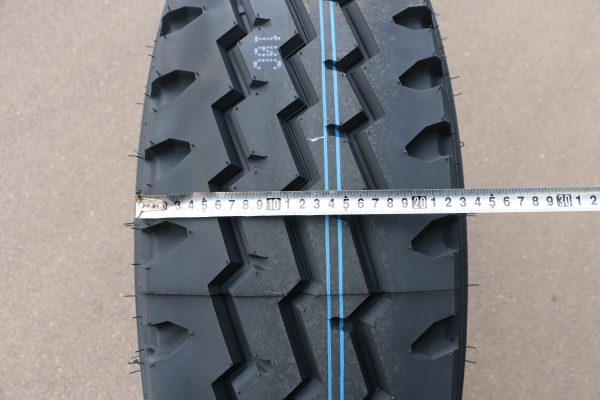 RS600 315/80R22.5 Royal Black - Image 5