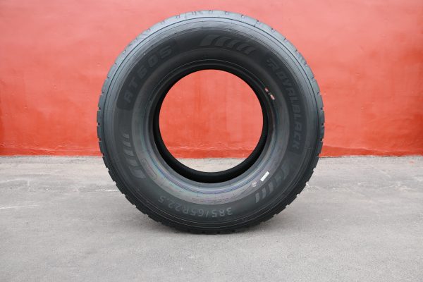 RT605 385/65R22.5 Royal Black - Image 3