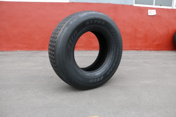 RT706 385/65R22.5 Royal Black - Image 2