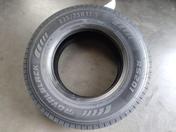 RS201 235/75R17.5 Royal Black - Image 2