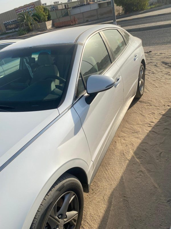 Hyundai Sonata 2.5 Liter 2020 - Image 2