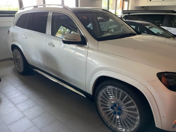 Mercedes Maybach GLS 600 2023 - Image 8