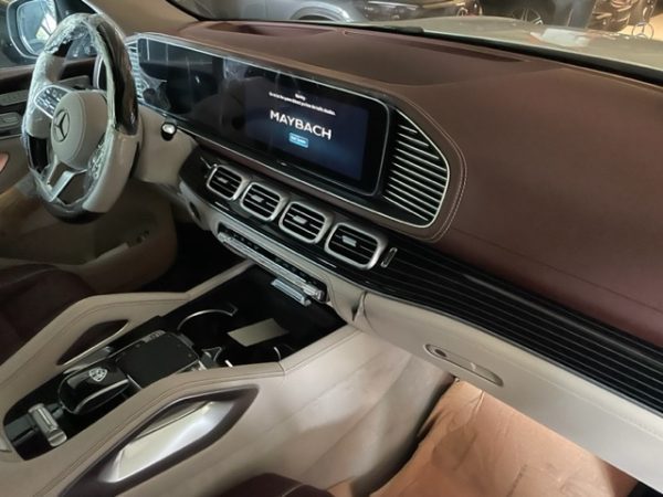 Mercedes Maybach GLS 600 2023 - Image 11