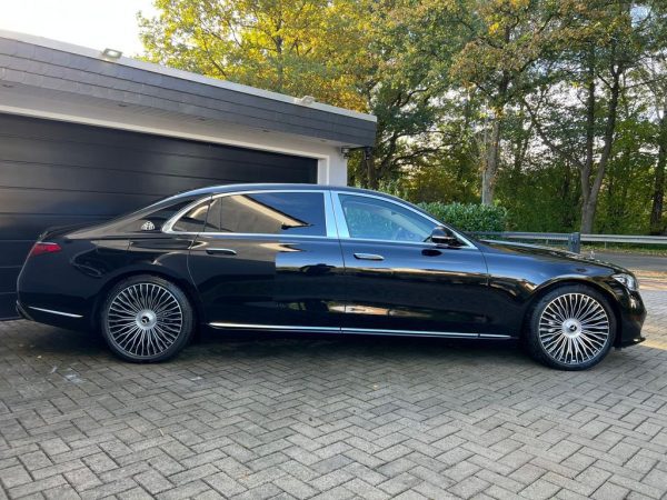 Mercedes-Maybach S580 MY2024 - Image 5